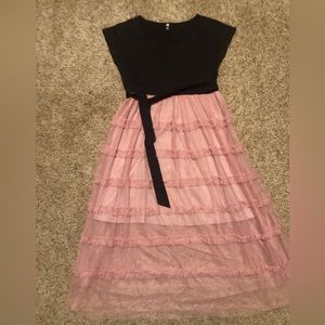 Pink and Black ruffles skirt dress 💕